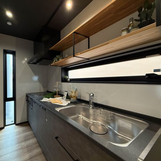 郡山市の2LDK新築住宅のキッチン（タカラスタンダード）